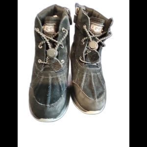 UGG KIDS TURLOCK WP BLACK BOOTS SIZE: 3K STYLE: 1103505K